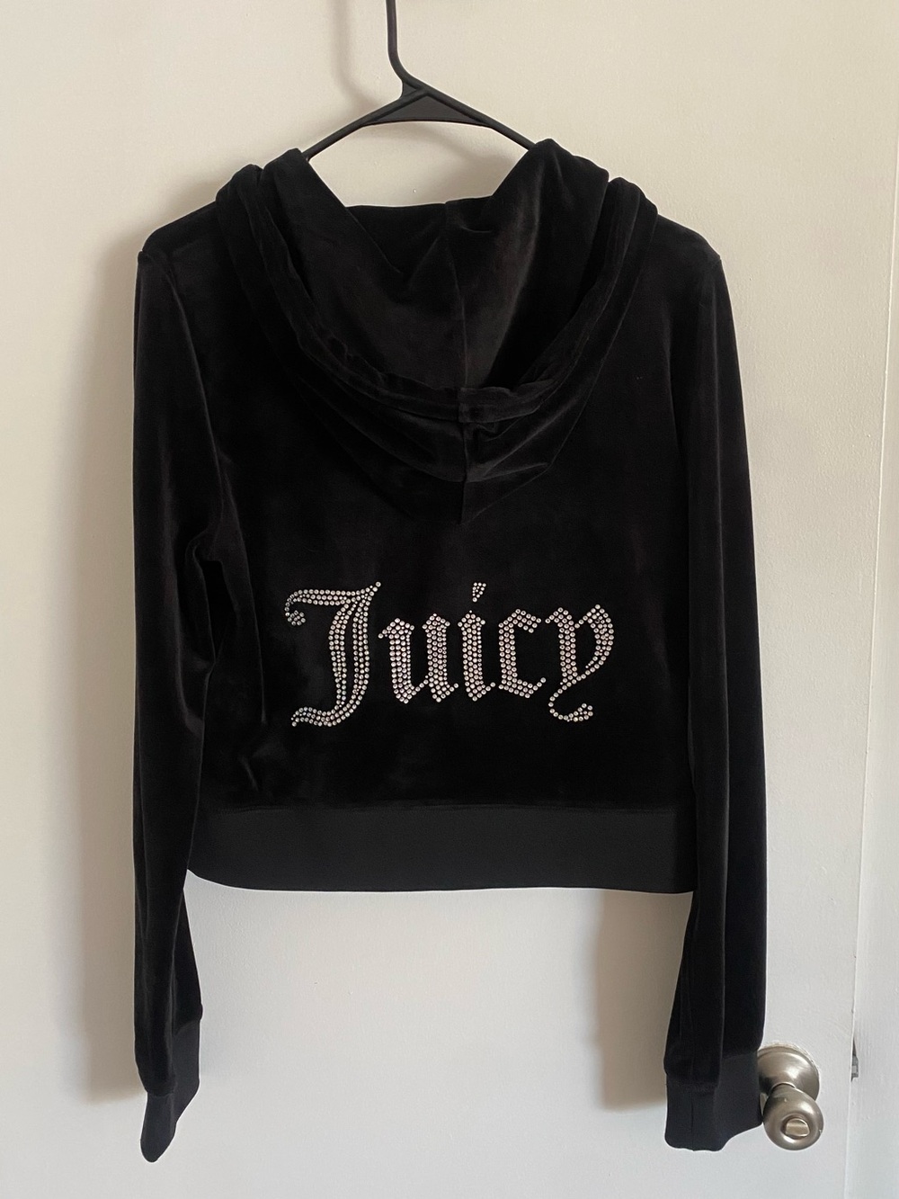 Juicy Couture Black Velour Matching Set - Picture 2 of 6